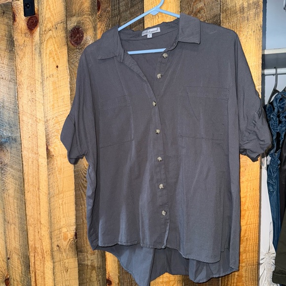 Wishlist Tops - Wishlist Gray Short Sleeve Button Front Shirt